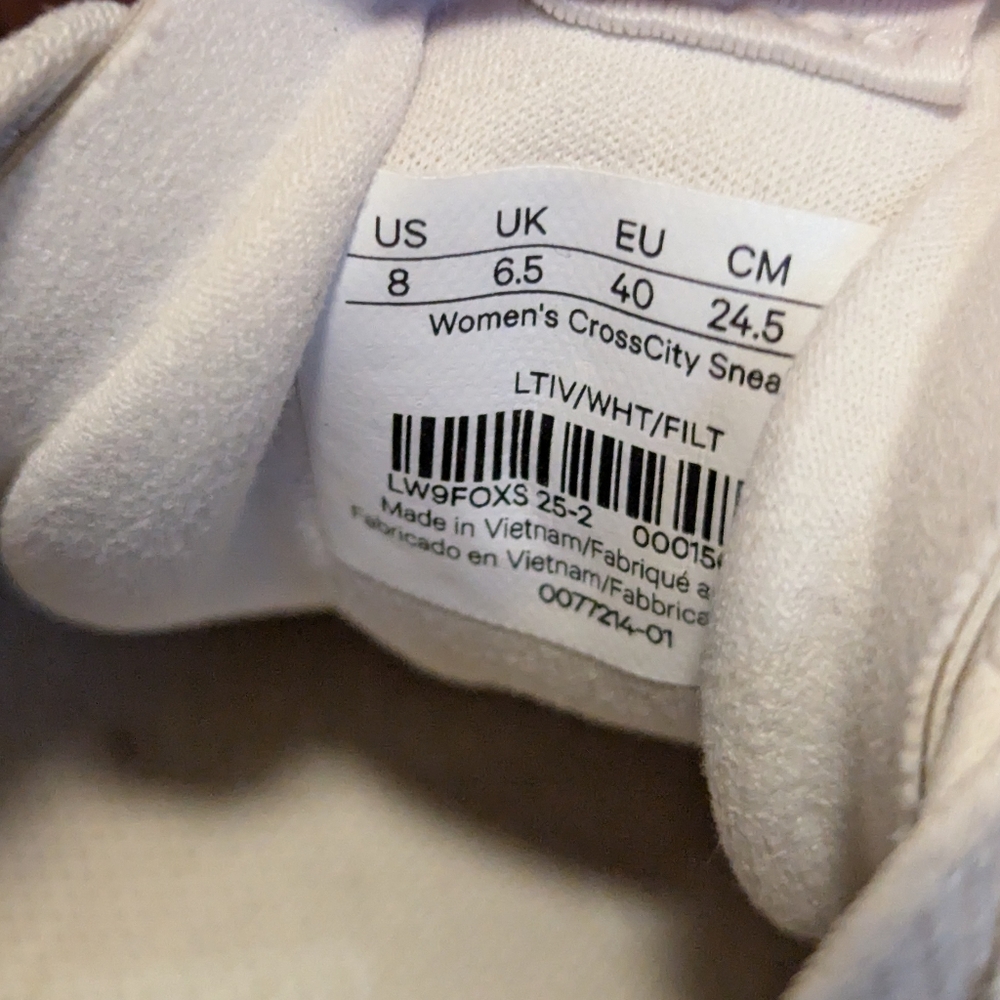 Lululemon sneakers - Picture 4 of 4